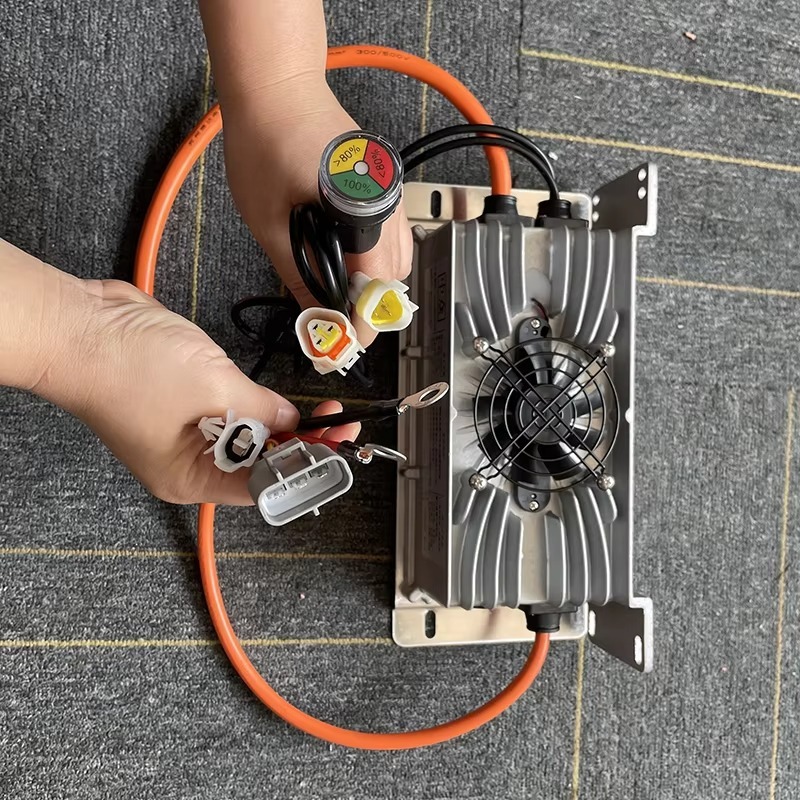48V 60V 72V 80V Li-ion Lifepo4 - 72V 15A Fast Charger recension och pris
